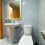 Twin Terrace أوروبيسا ذيل مار